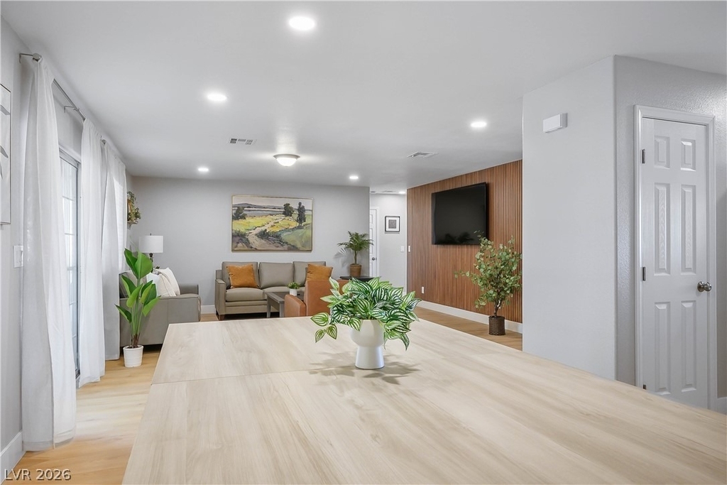 6990 W Richmar Avenue - Photo 8