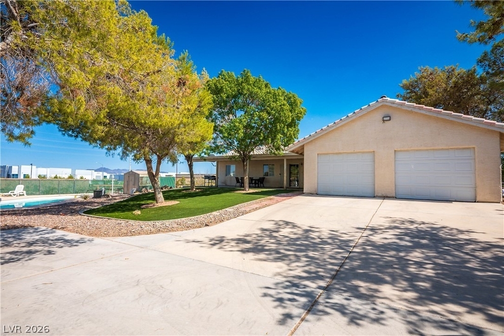 6990 W Richmar Avenue - Photo 1