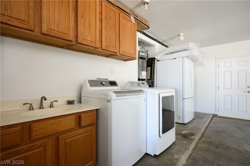 6990 W Richmar Avenue - Photo 34