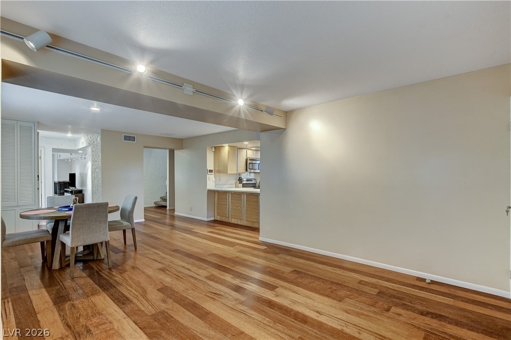 3223 Pinehurst Drive - Photo 7