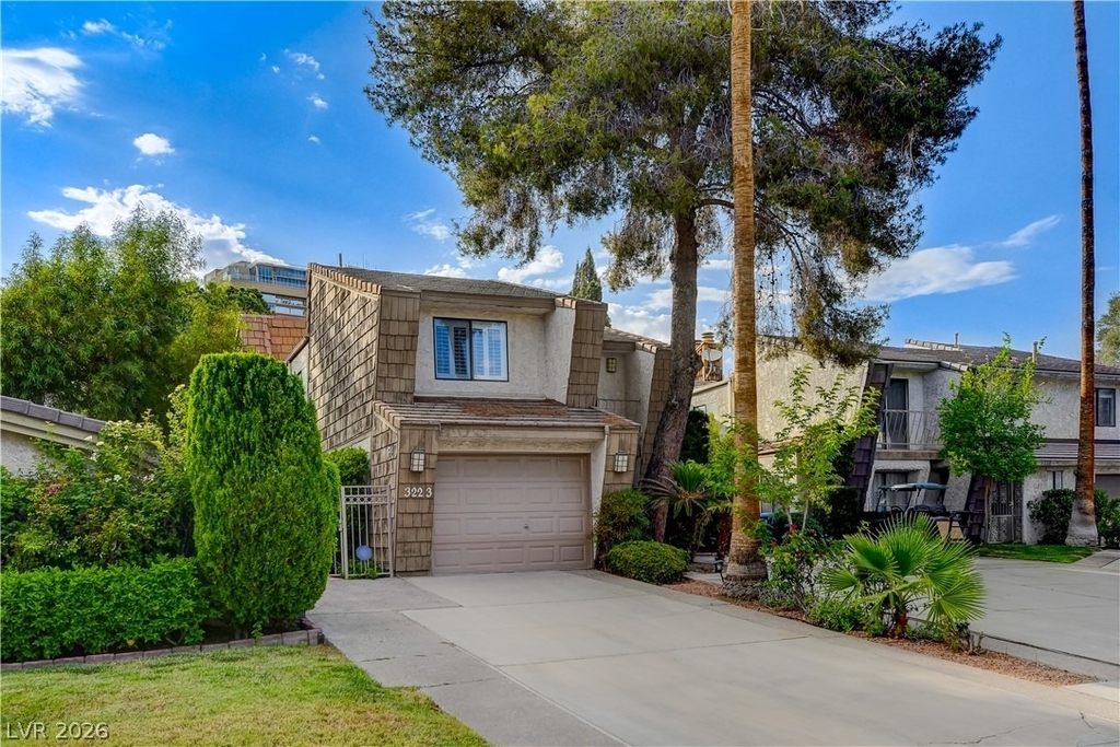 3223 Pinehurst Drive - Photo 1
