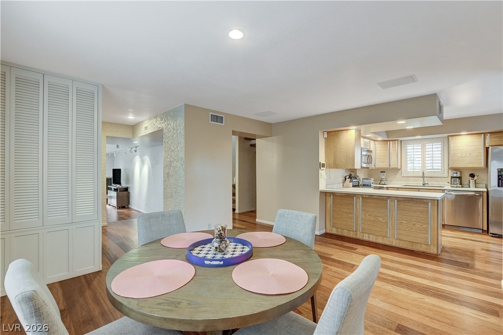 3223 Pinehurst Drive - Photo 10