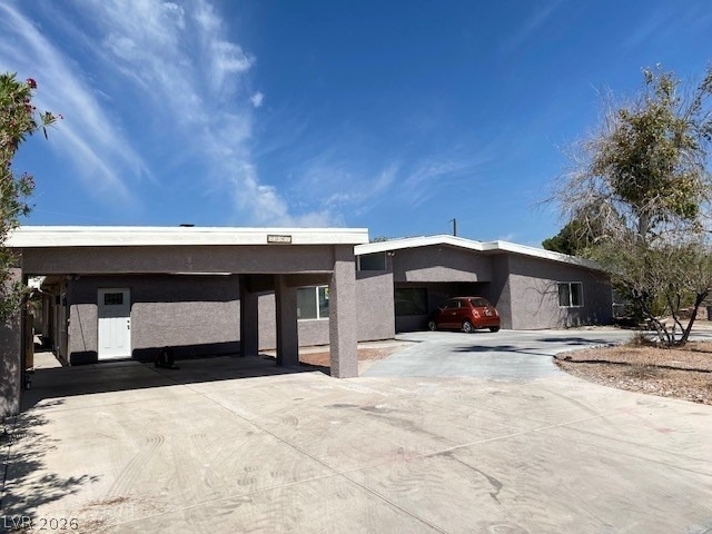 2047 Westwind Road - Photo 2