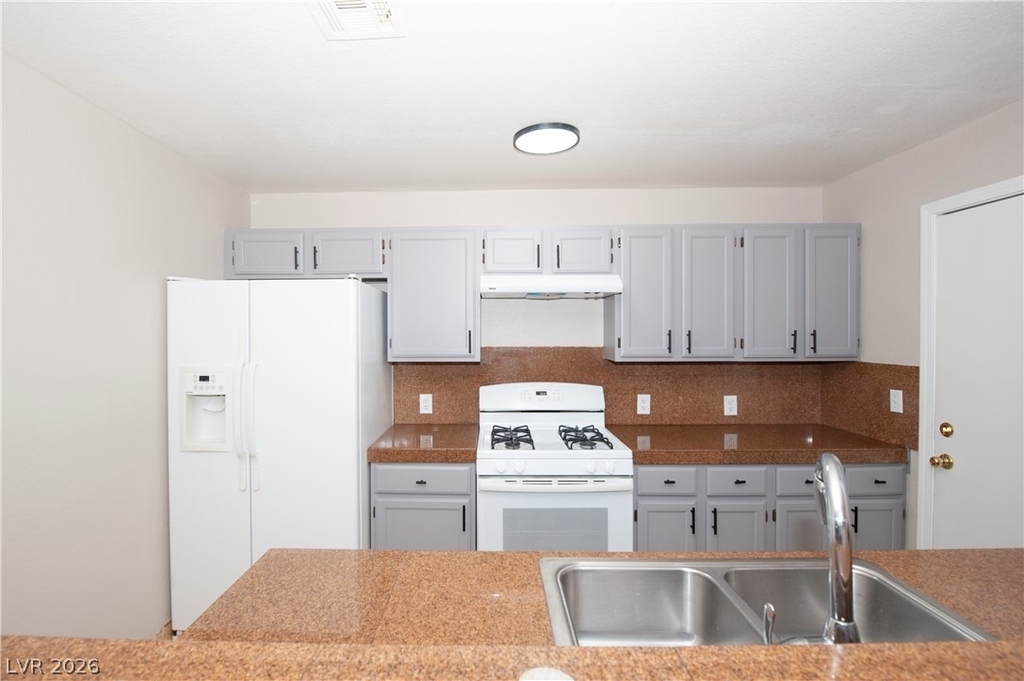 8452 Boseck Drive - Photo 14