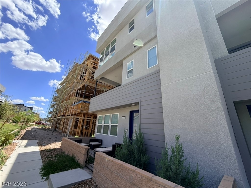 2520 Cracked Stone Street - Photo 2