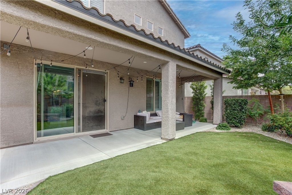 9020 Nopah Peak Court - Photo 35