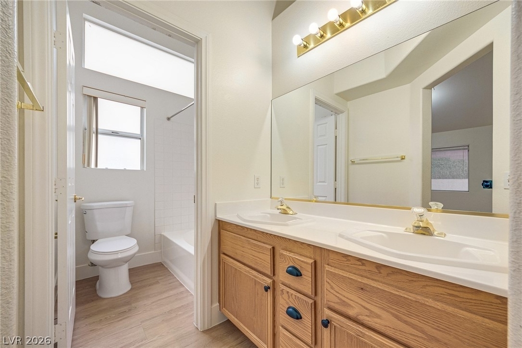 9829 Panorama Cliff Drive - Photo 12