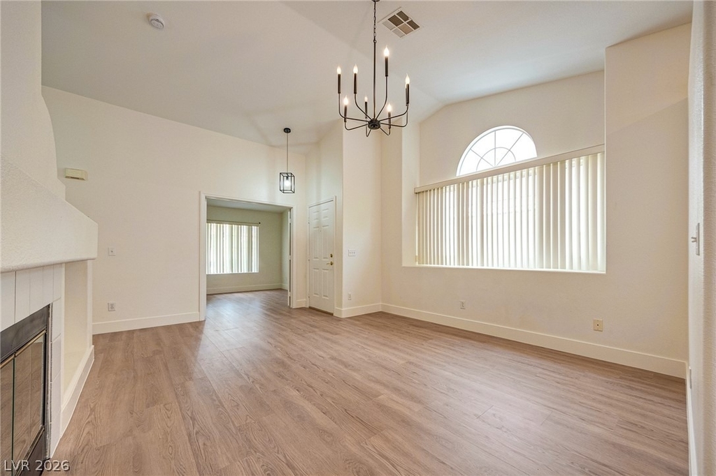 9829 Panorama Cliff Drive - Photo 4