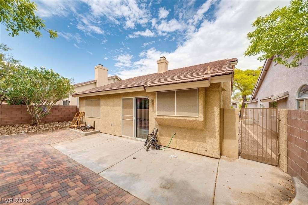 9829 Panorama Cliff Drive - Photo 1