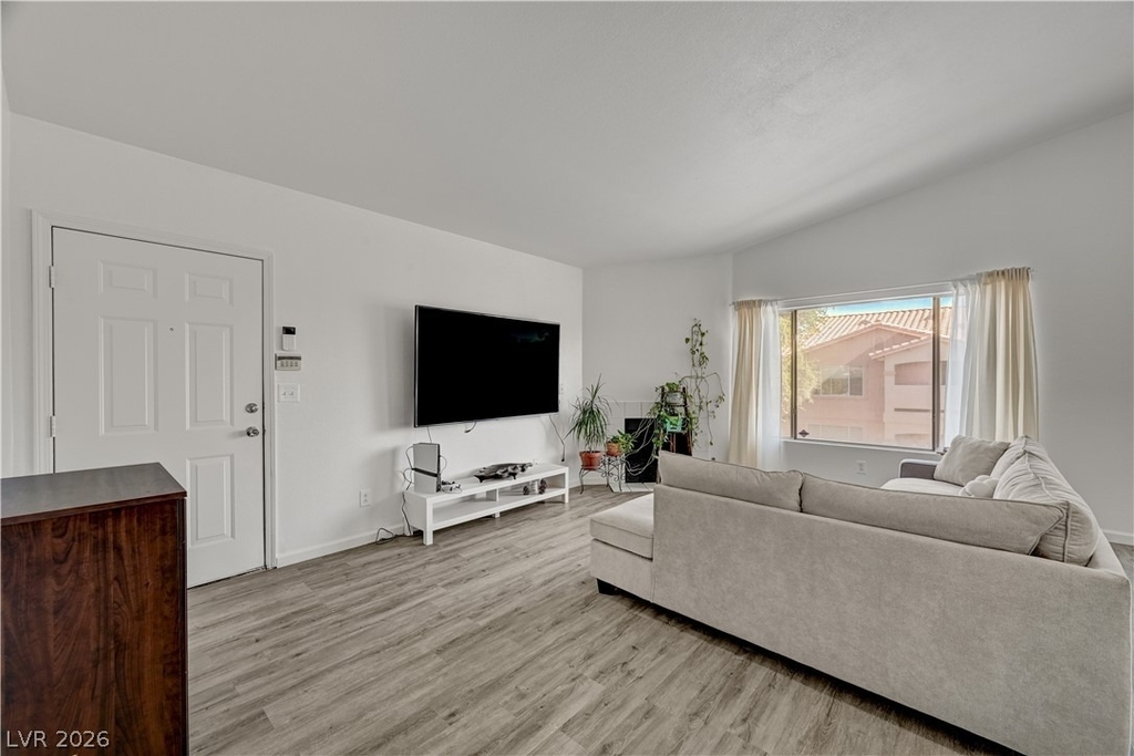 8450 Alta Drive - Photo 6