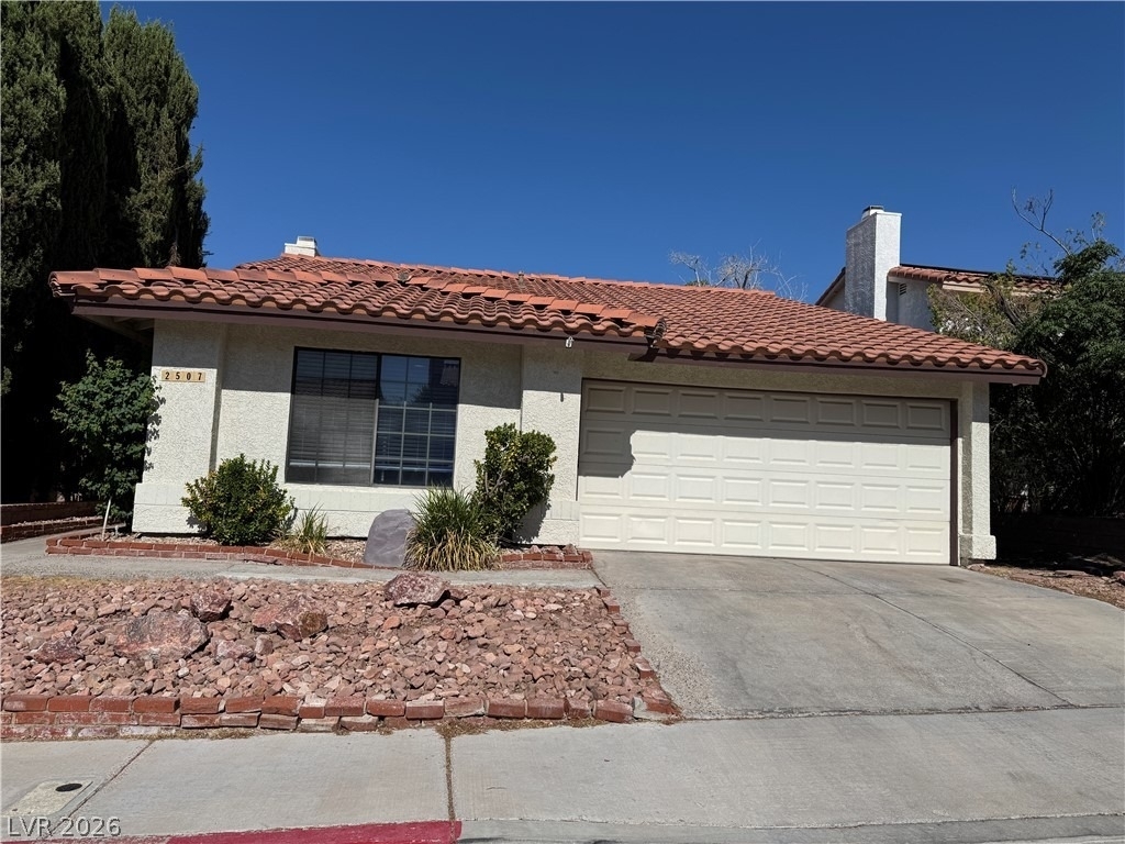 2507 Berwick Court - Photo 0