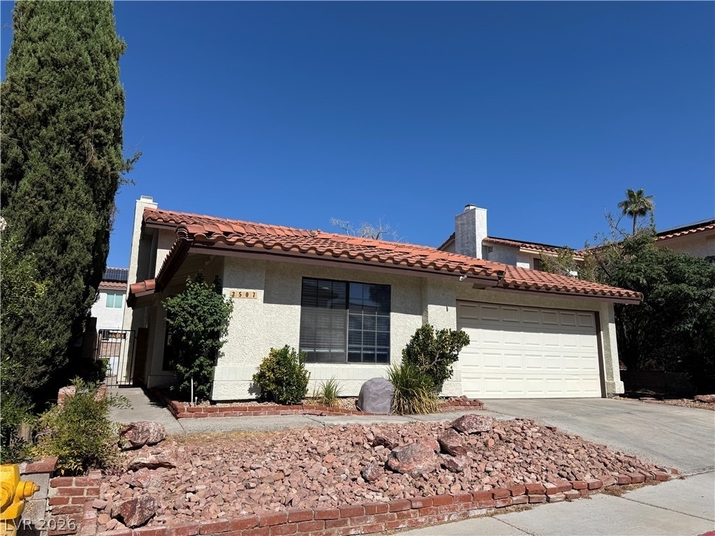 2507 Berwick Court - Photo 1