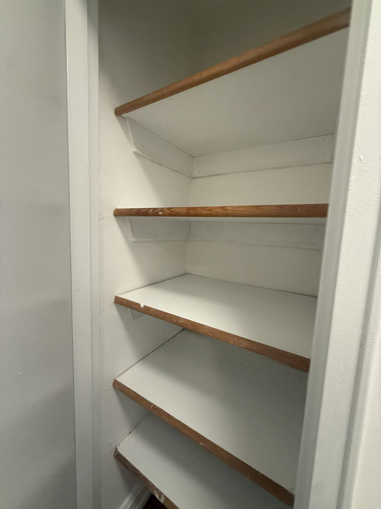 305 West 13th Street - Photo 10