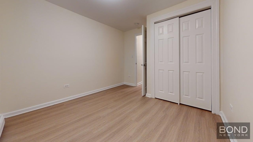 East 84th Street - Photo 15