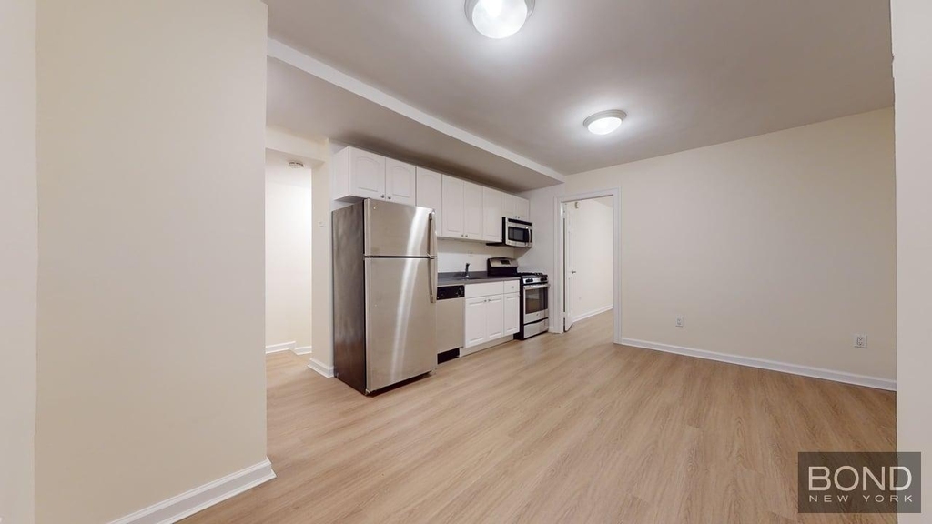 East 84th Street - Photo 2