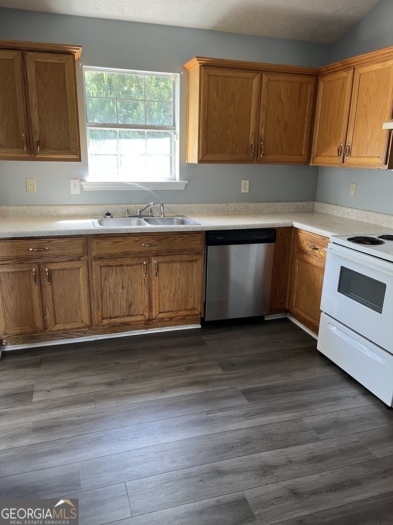 506 Rosewood Circle - Photo 12