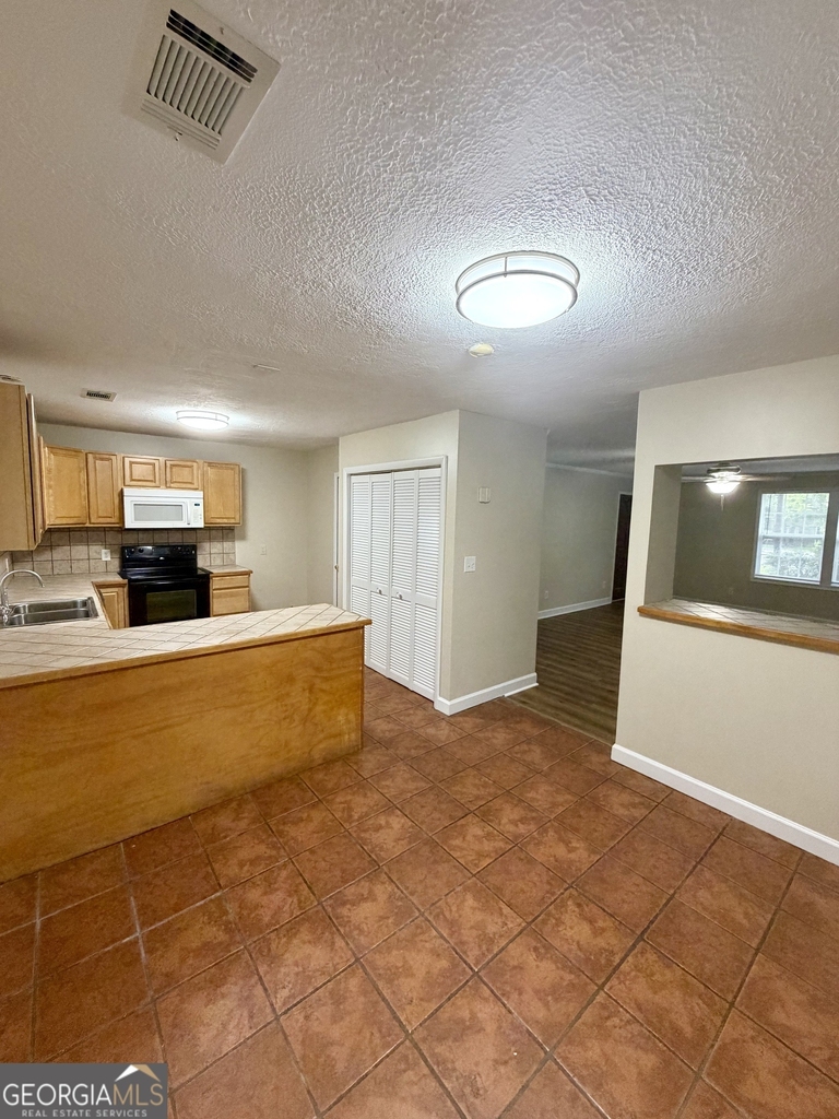 513 Cherokee Court - Photo 7