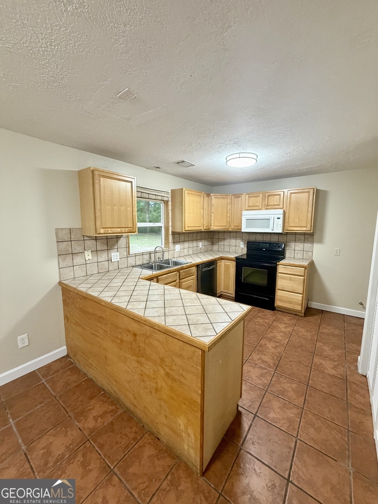 513 Cherokee Court - Photo 9
