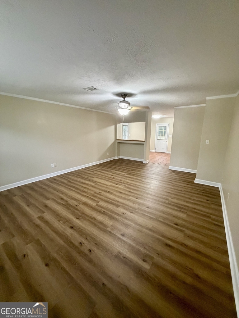 513 Cherokee Court - Photo 2