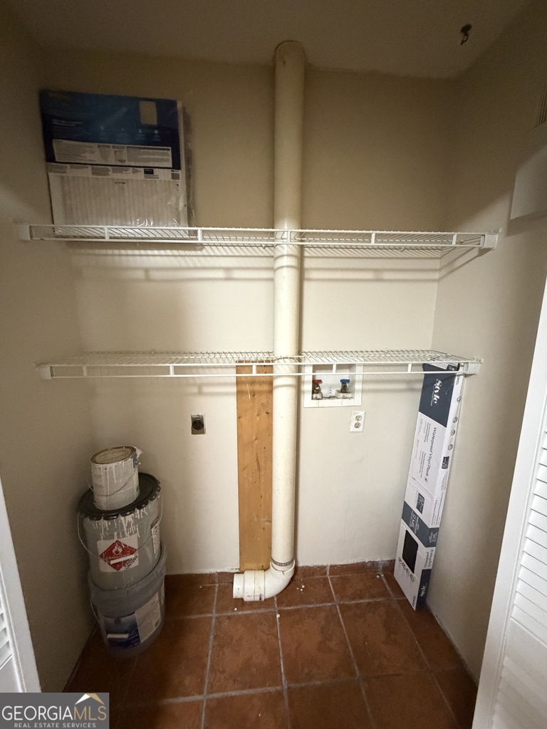 513 Cherokee Court - Photo 12