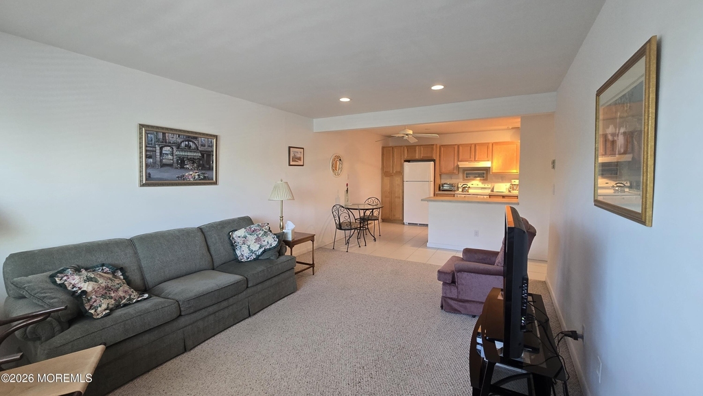210 5th Avenue - Photo 7