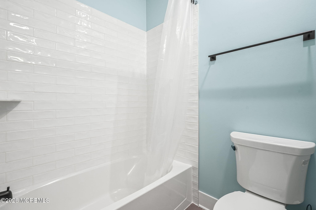 300 Asbury Avenue - Photo 16