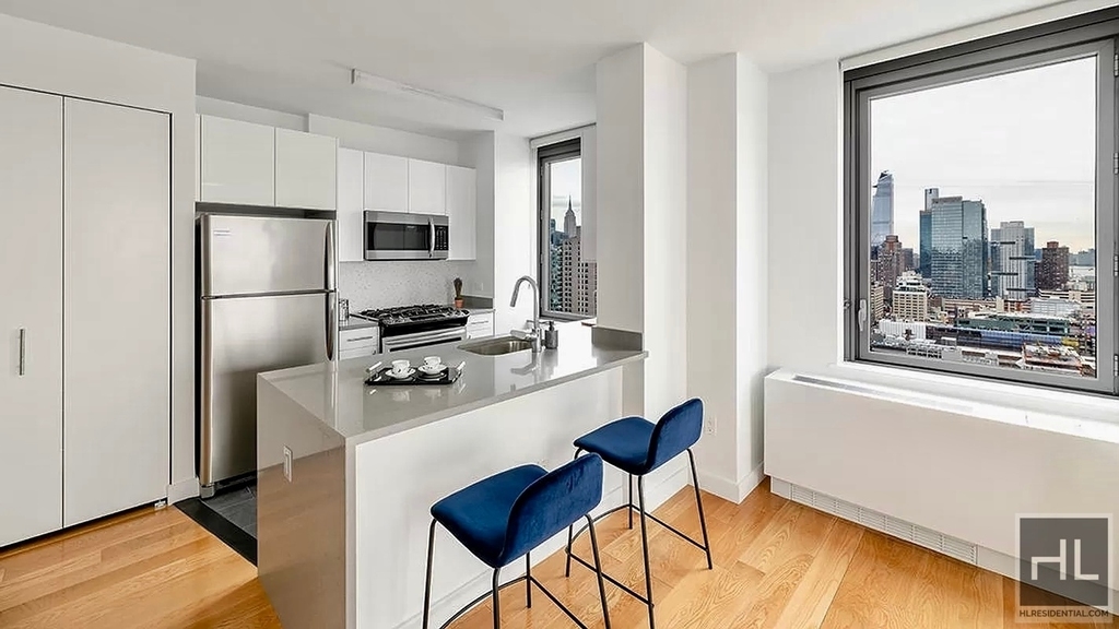 West 57th Street - Photo 1