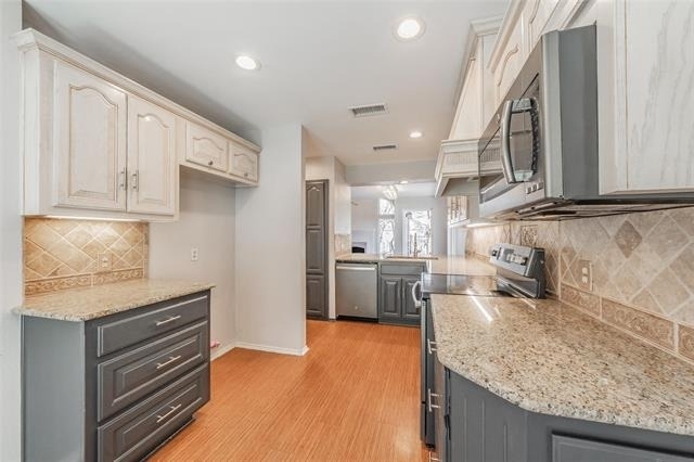 4218 Mojave Drive - Photo 5