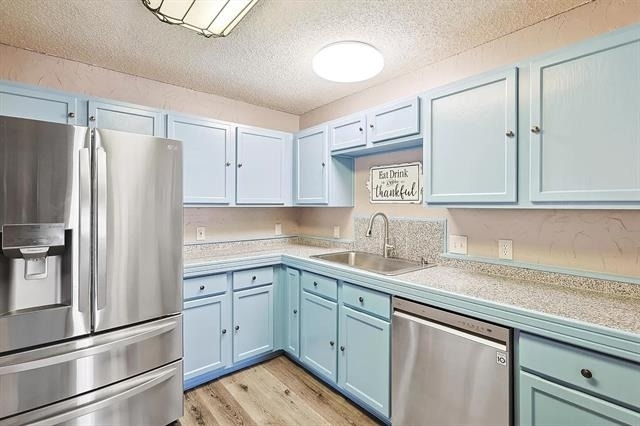 1404 Ross Drive - Photo 5