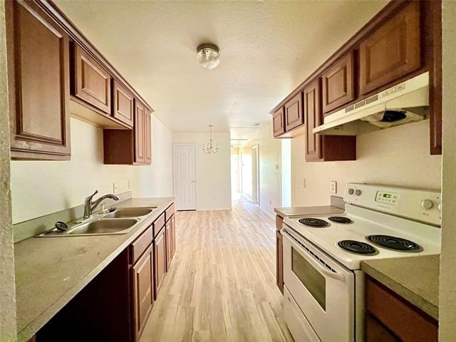 5004 Chapman Street - Photo 11