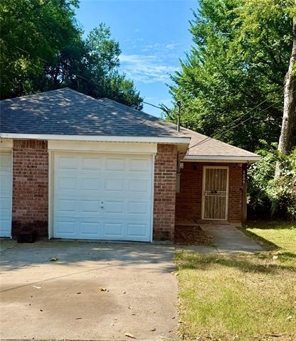 5004 Chapman Street - Photo 1