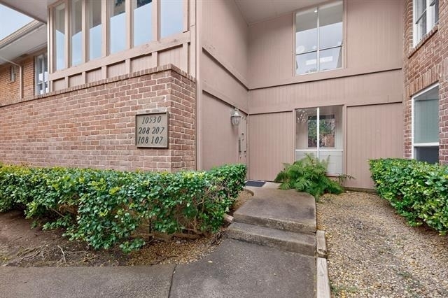 10530 Stone Canyon Road - Photo 2