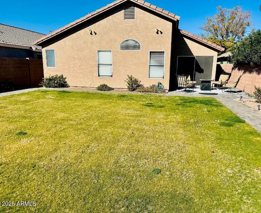 2745 E Hartford Avenue - Photo 10