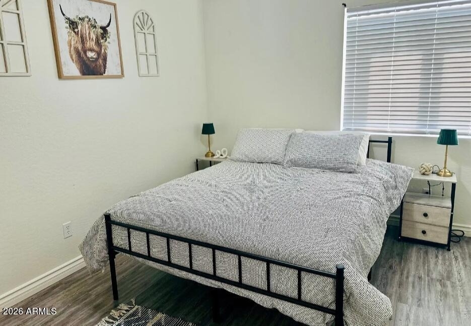 2745 E Hartford Avenue - Photo 6