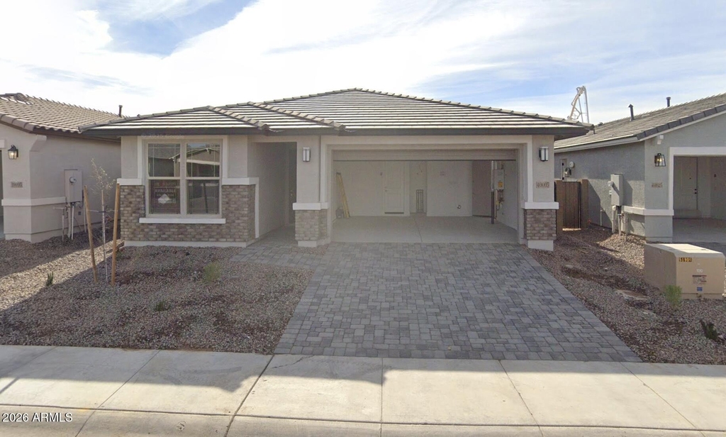 40005 W Elm Drive - Photo 0