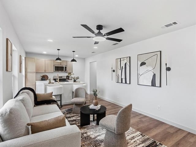 5718 Landino Street - Photo 3