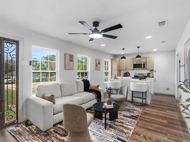 5718 Landino Street - Photo 0