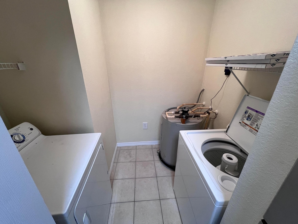 2802 Sarento Place - Photo 14