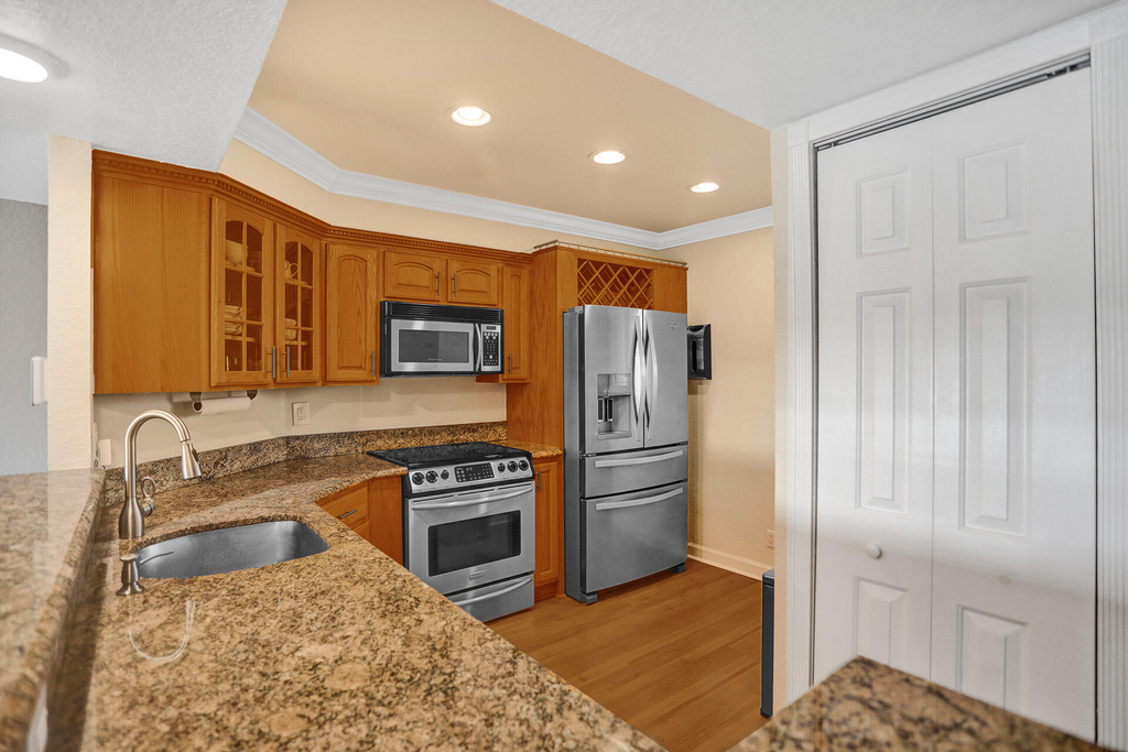 1501 E Broward Boulevard - Photo 17