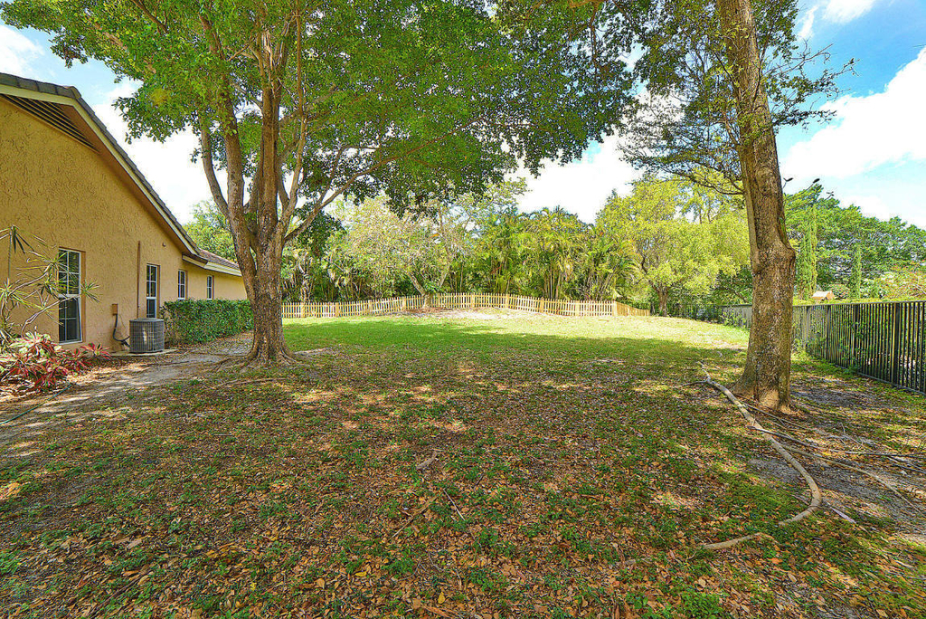 6943 Giralda Circle - Photo 26