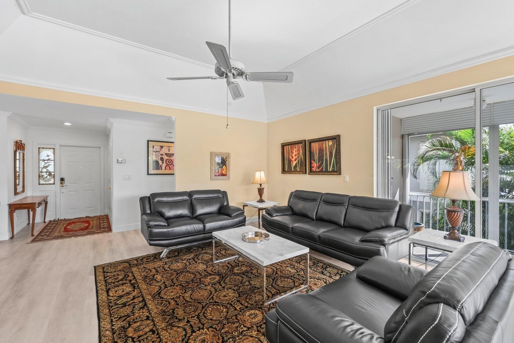 664 Forsyth Street - Photo 12