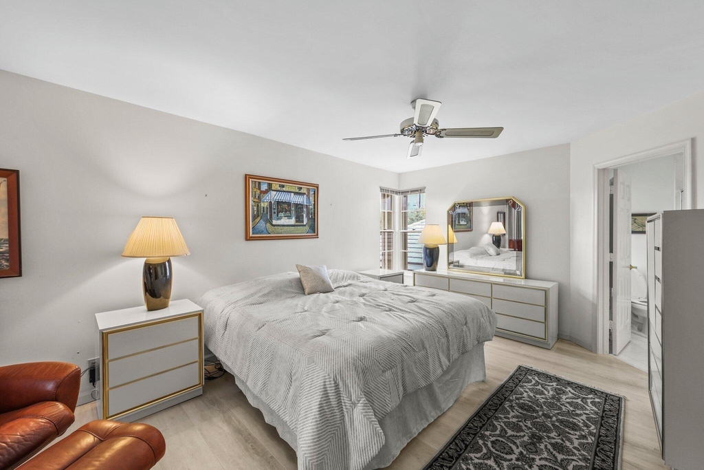 664 Forsyth Street - Photo 17