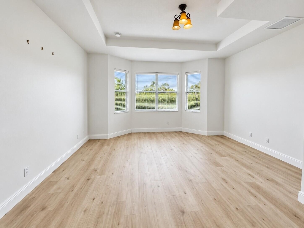 12170 Sw Bennington Circle - Photo 11