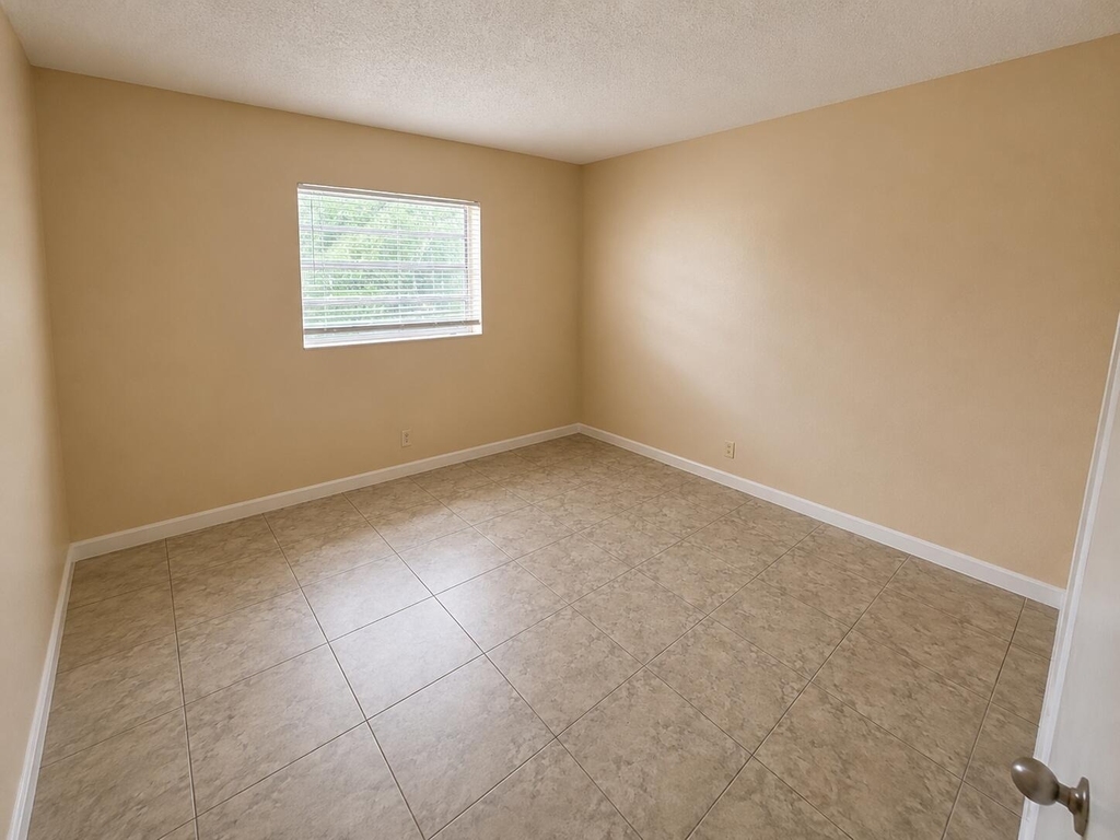 4125 Woodside Drive - Photo 18