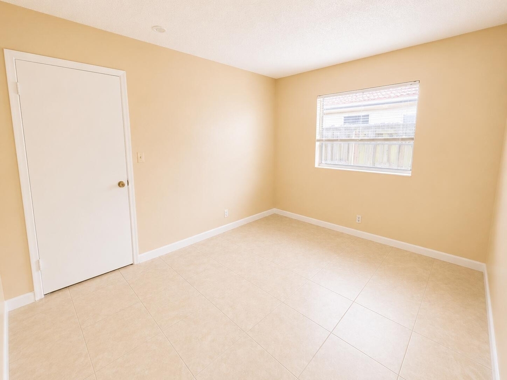 4125 Woodside Drive - Photo 16