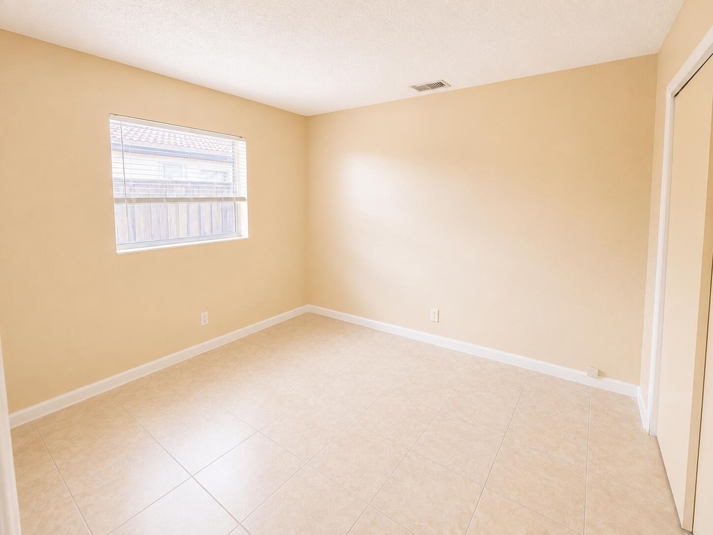 4125 Woodside Drive - Photo 14