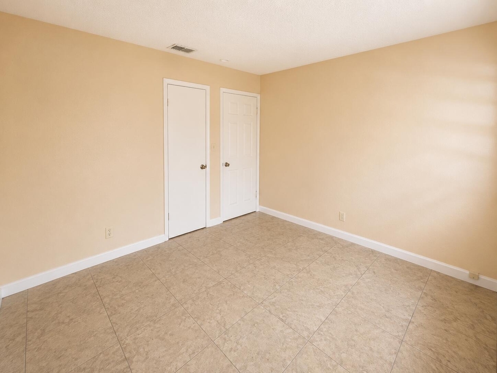 4125 Woodside Drive - Photo 13