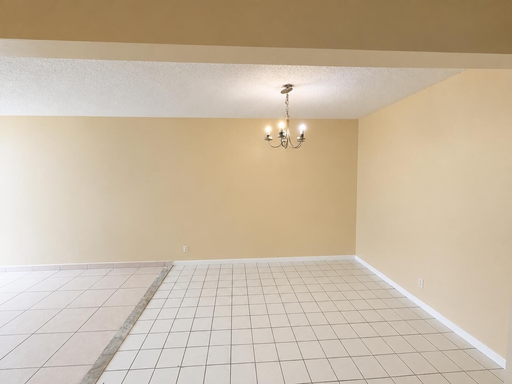 4125 Woodside Drive - Photo 5