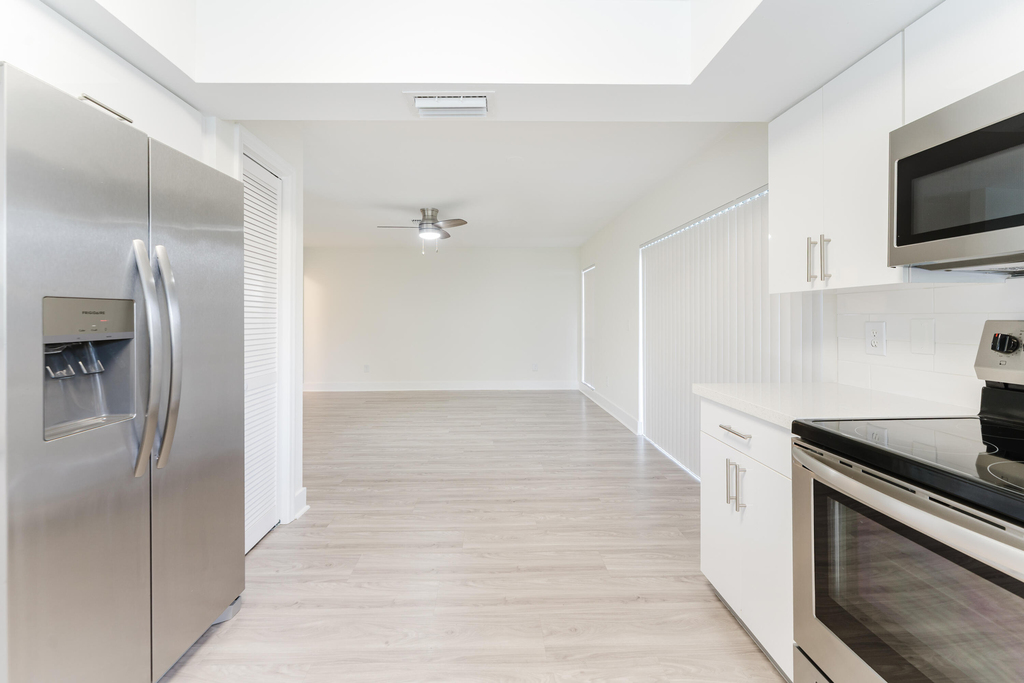 3048 Nw 27th Terrace - Photo 18