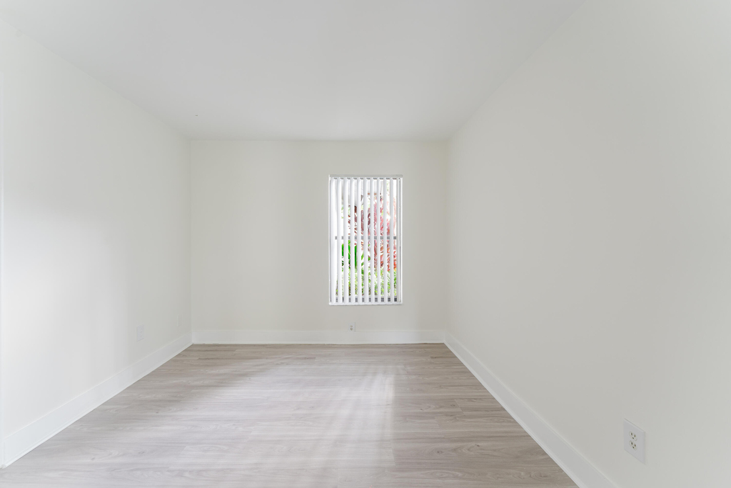 3048 Nw 27th Terrace - Photo 32